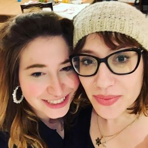 Meet your Posher, Leora